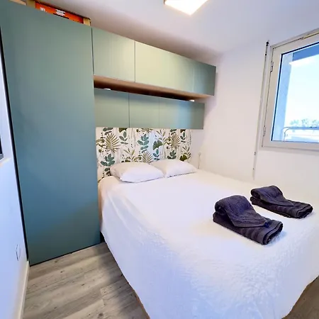 Le Maeva - T2- Front De Mer- Clim - Parking - Wifi- Sudsejourconciergerie *