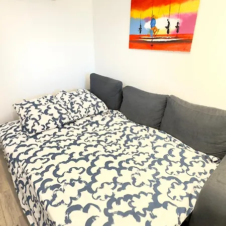 Le Maeva - T2- Front De Mer- Clim - Parking - Wifi- Sudsejourconciergerie *